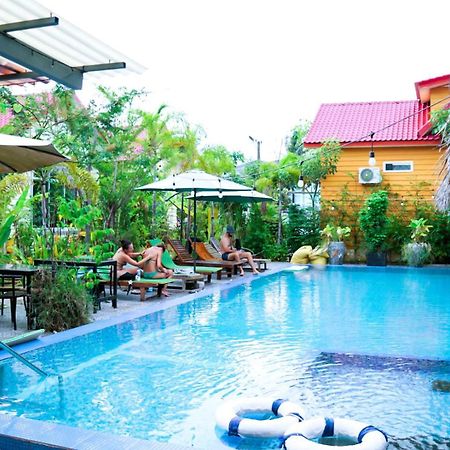 Yellow Star Hostel Kampot Exterior photo
