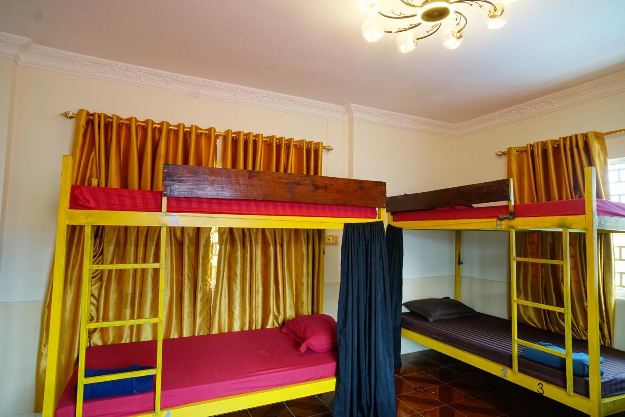 Yellow Star Hostel Kampot Exterior photo